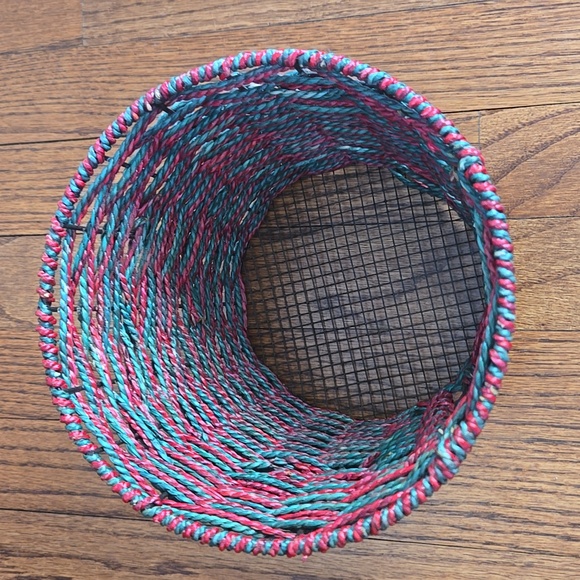 Christmas Luminary Basket with Metal Santa - Picture 2 of 9